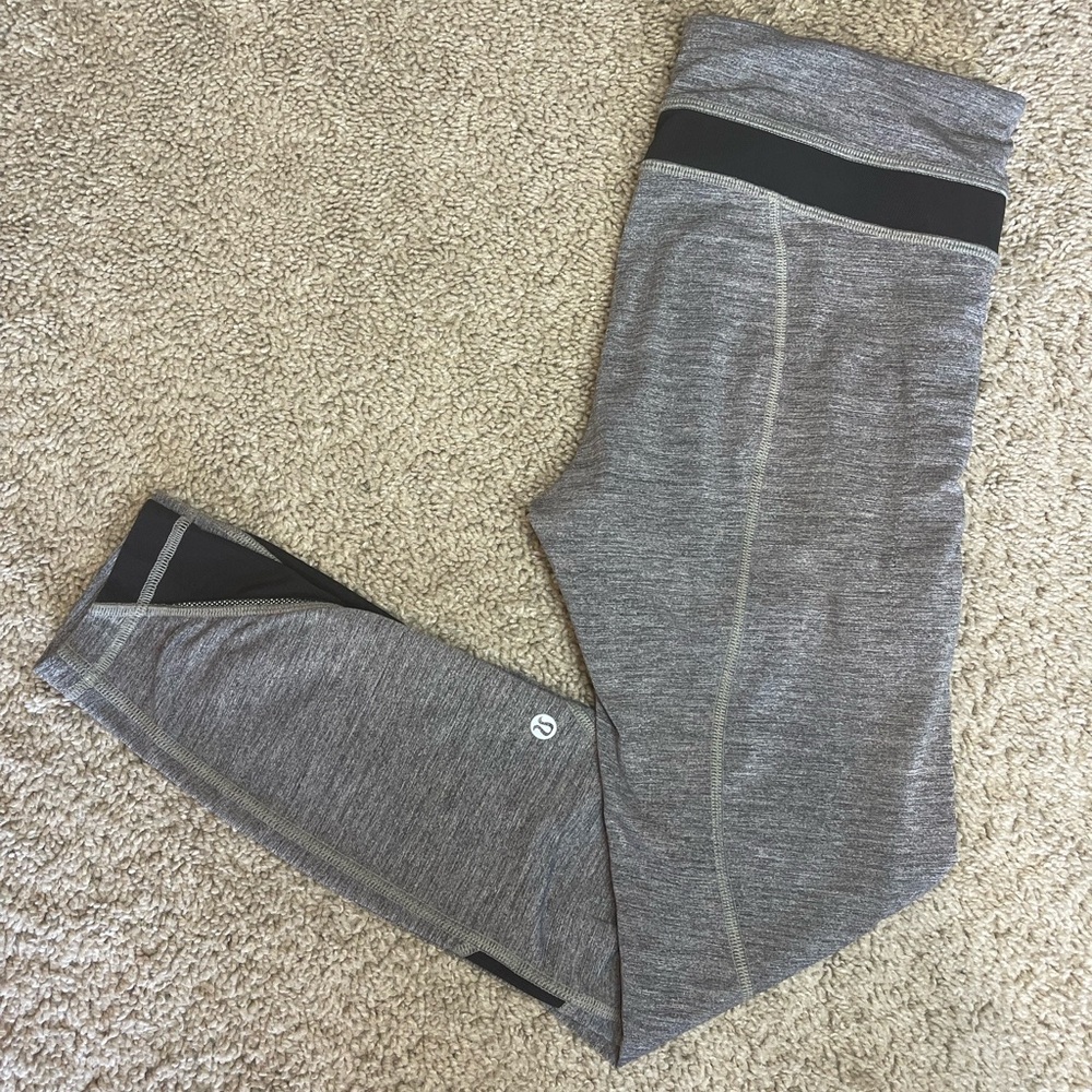 Lululemon Gray and Black Leggings with Mesh Size 6